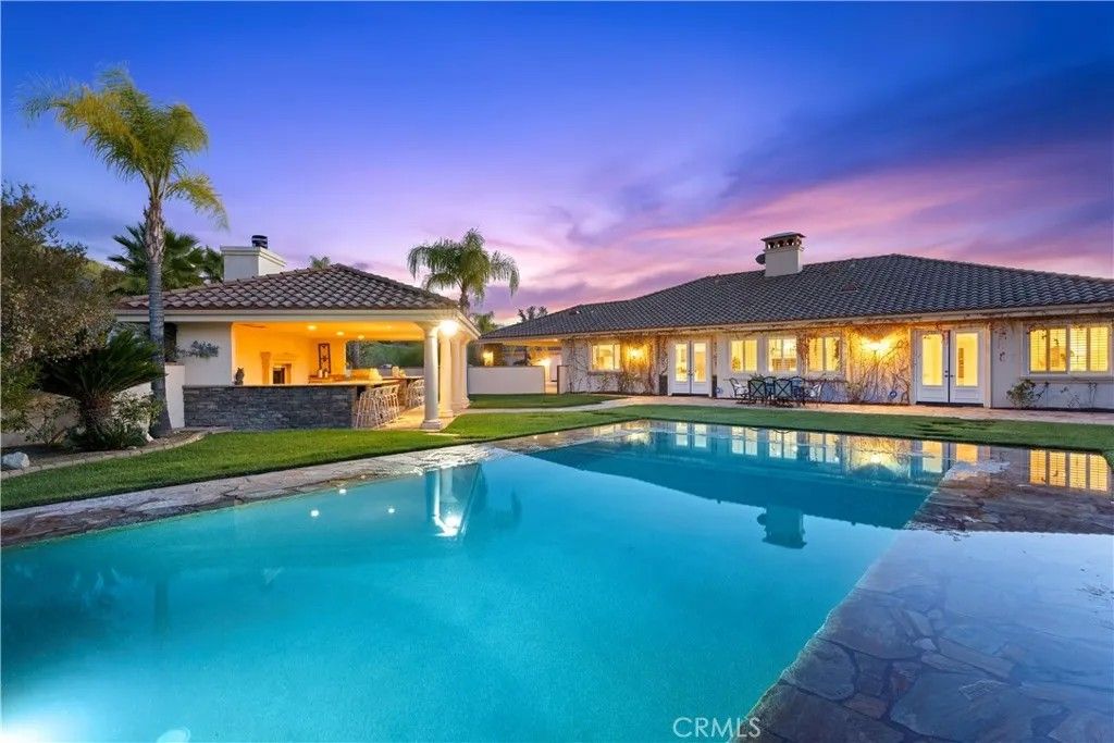 Photo of 39780 Cushman Cir, Temecula, CA 92592 (MLS # SW26043625)