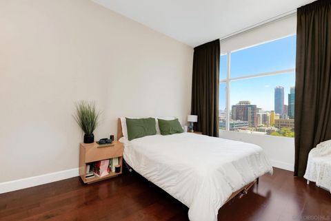 Tiny photo for 530 K St #1115, San Diego, CA 92101 (MLS # 250042339)
