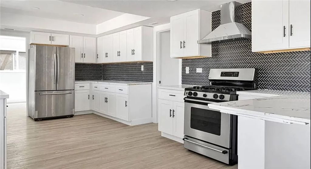 Photo of 14855 Flathead Rd, Apple Valley, CA 92307 (MLS # IV26016623)