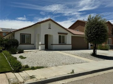 14966 Halona Victorville CA 92394