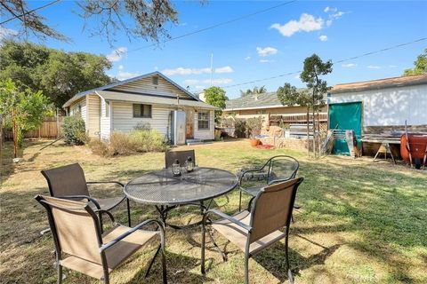 Tiny photo for 904 N Dalton Avenue, Azusa, CA 91702 (MLS # WS25228318)