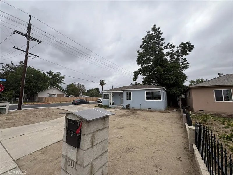 501 W Latham Avenue