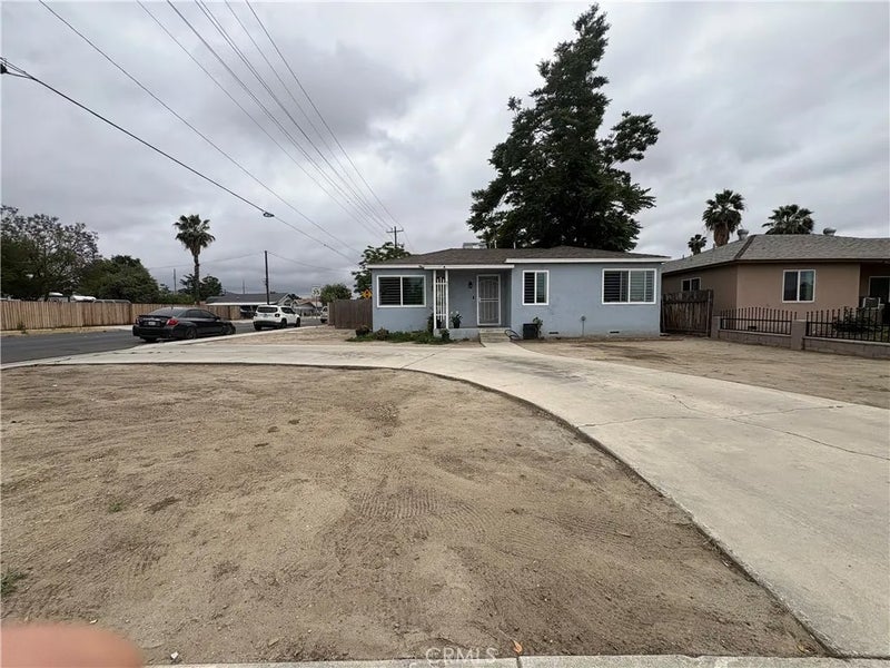 501 W Latham Avenue