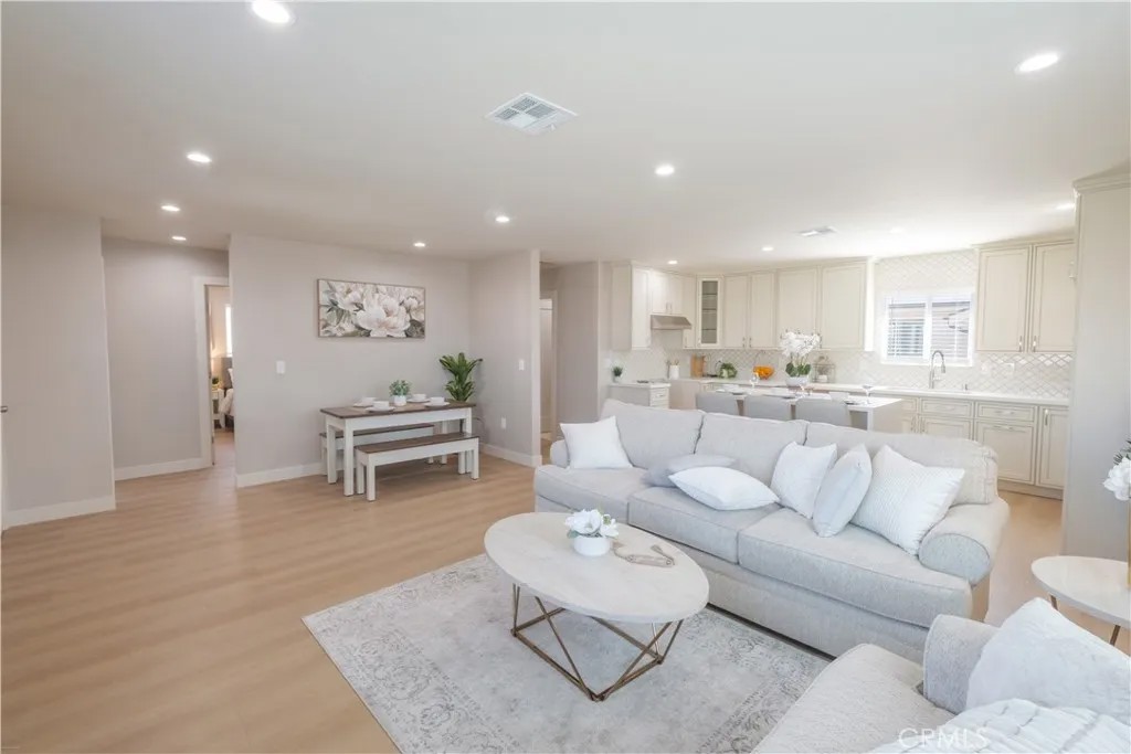 223 S Aprilia Ave