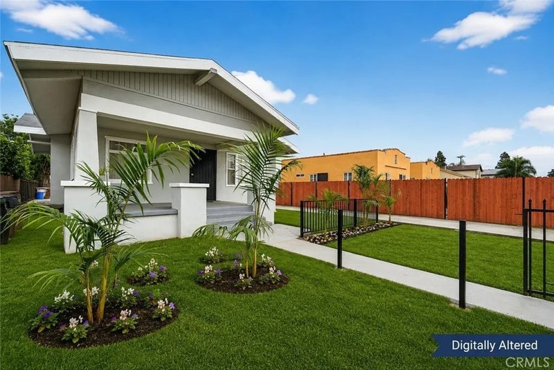 1043 W 95th Street