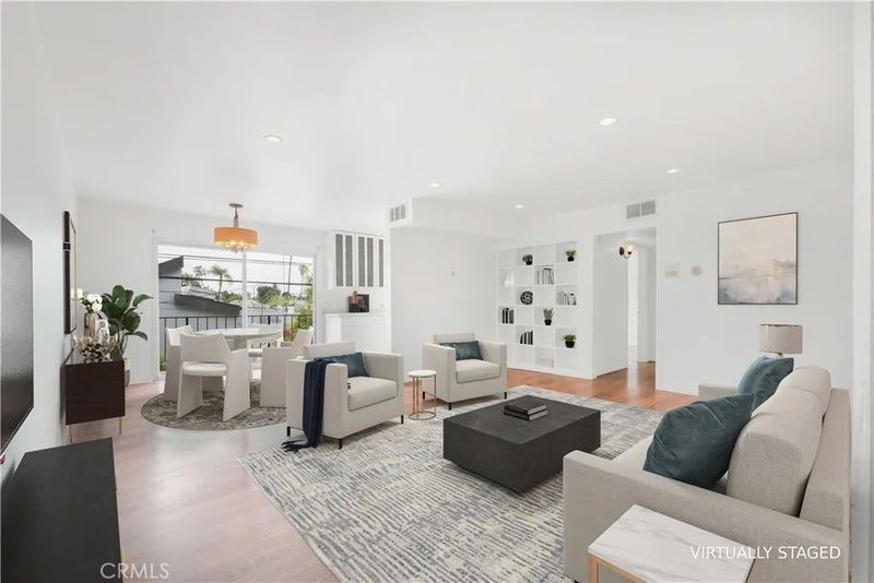 532 N Rossmore 311