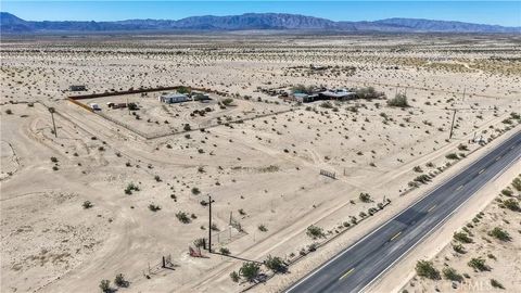 Tiny photo for 83415 Amboy Road, 29 Palms, CA 92277 (MLS # CV25236610)