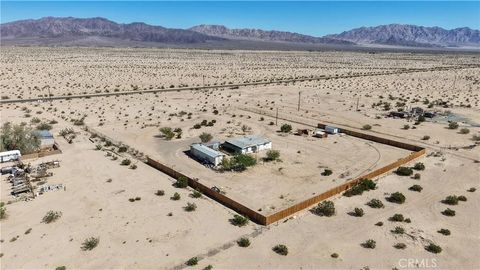 Tiny photo for 83415 Amboy Road, 29 Palms, CA 92277 (MLS # CV25236610)