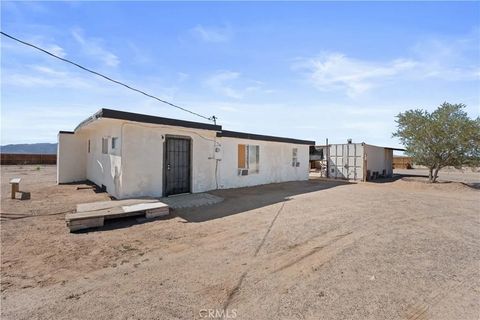 Tiny photo for 83415 Amboy Road, 29 Palms, CA 92277 (MLS # CV25236610)