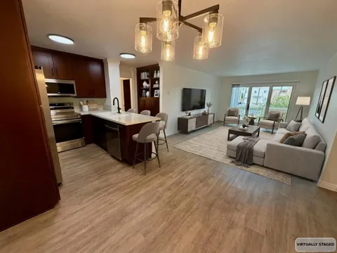 1885 Diamond St Unit 2-211, San Diego, CA 92109 - #: 260013068