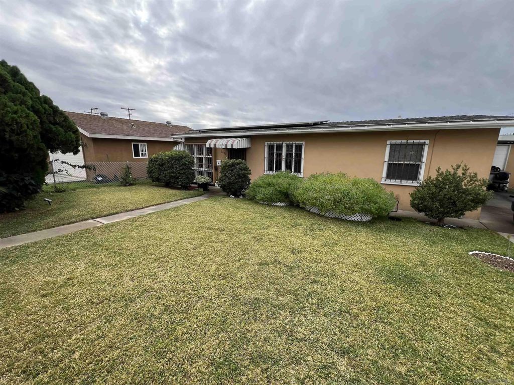 Photo of 2452 Hardy Drive, Lemon Grove, CA 91945 (MLS # 2600246)