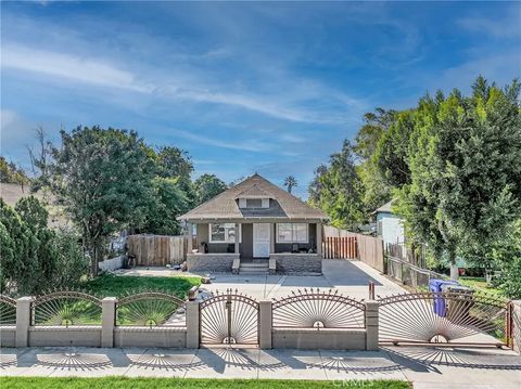 Photo of 521 W Sunkist St, Ontario, CA 91762 (MLS # RS26043966)