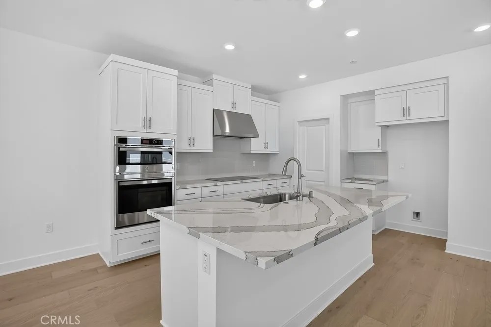469 Citrus Oak Road