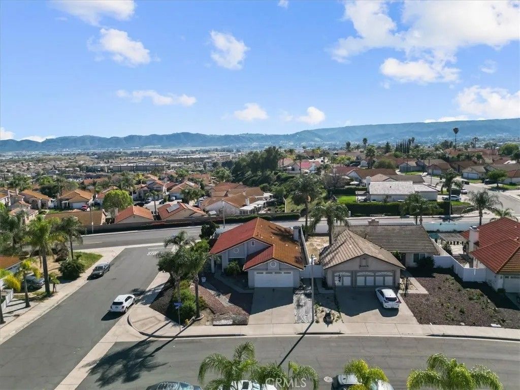 Photo of 39769 Firethorn Court, Murrieta, CA 92563 (MLS # CV26060916)