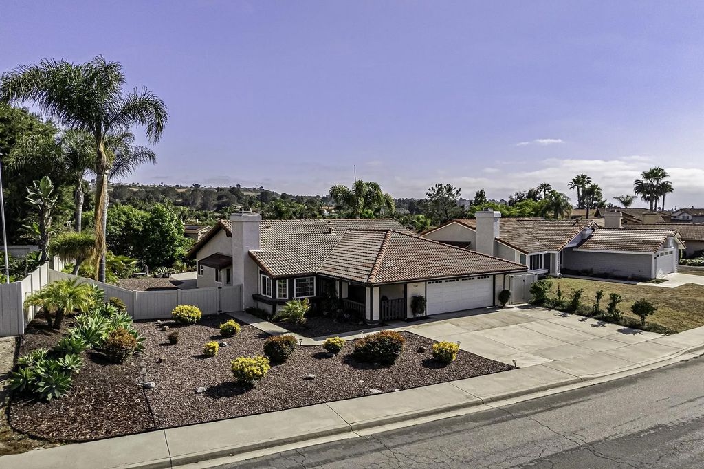 Photo of 5241 Alamosa Park Dr, Oceanside, CA 92057 (MLS # 260009391)