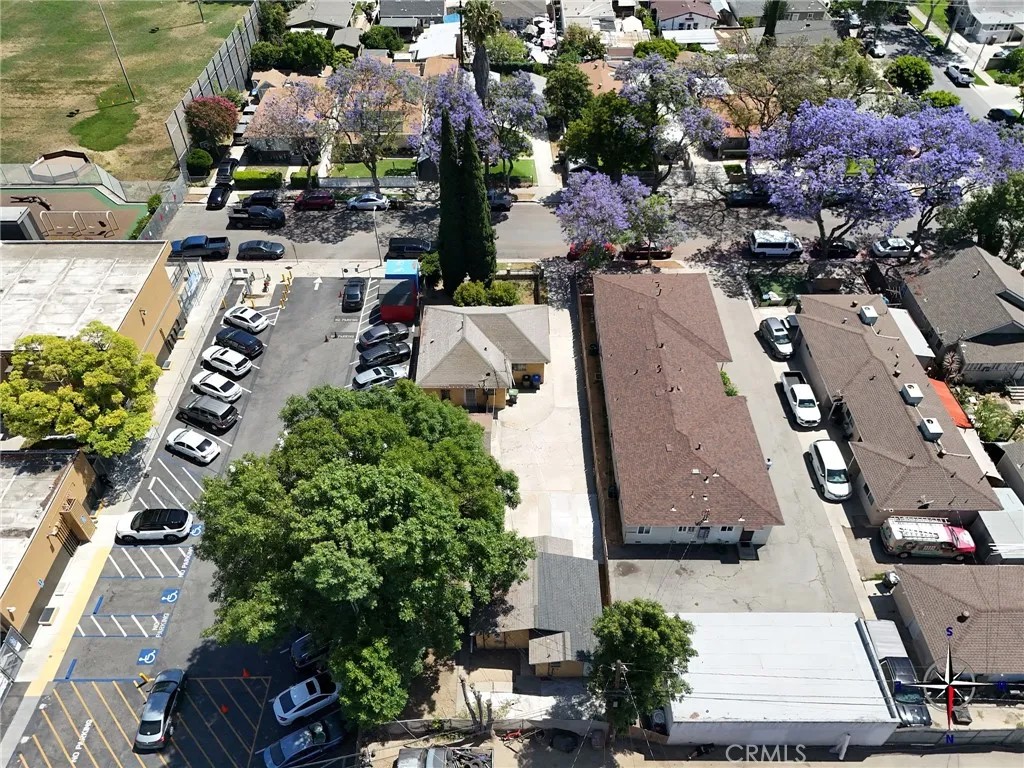 215 E Ash Avenue