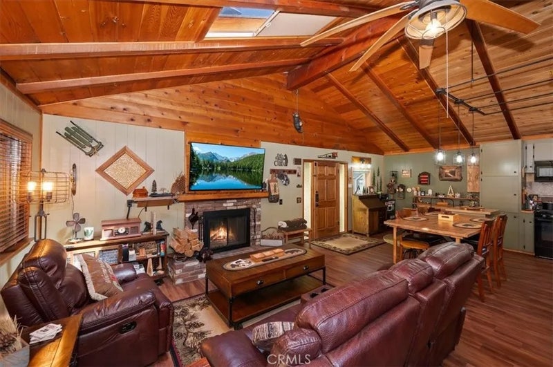 1150 Bear Springs