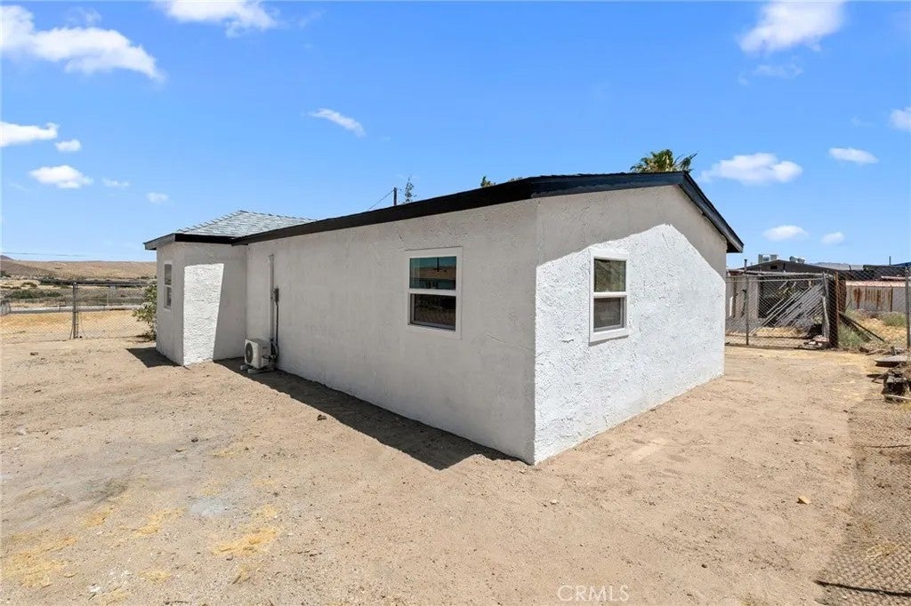 Photo of 1574 Riverside Dr, Barstow, CA 92311 (MLS # IV26125584)