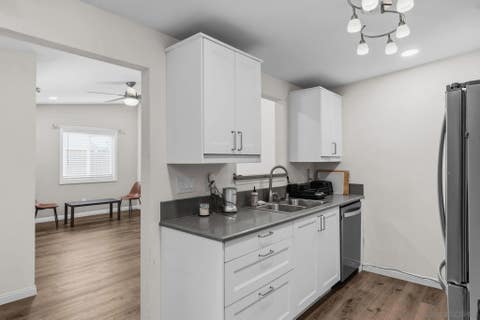 Photo of 1127 Hemlock Ave, Imperial Beach, CA 91932 (MLS # 260017426)
