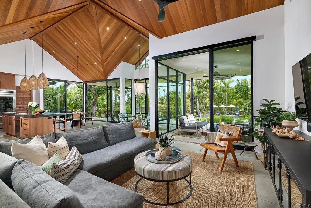 Photo of 630 Ocean View Avenue, Encinitas, CA 92024 (MLS # NDP2508066)