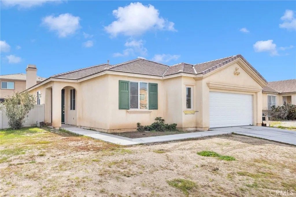 Photo of 11843 Desert Glen, Adelanto, CA 92301 (MLS # HD26032351)