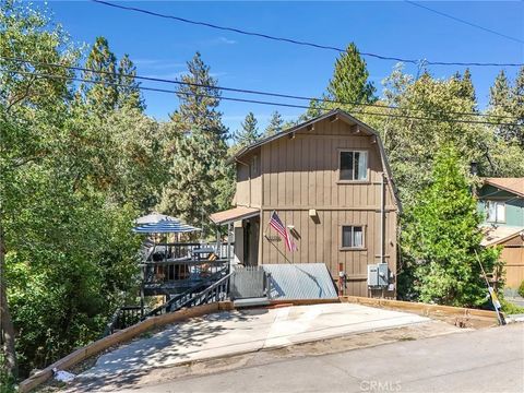 Tiny photo for 32794 Cougar Lane, Arrowbear, CA 92382 (MLS # TR26039223)