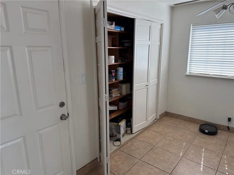 1064 Tioga