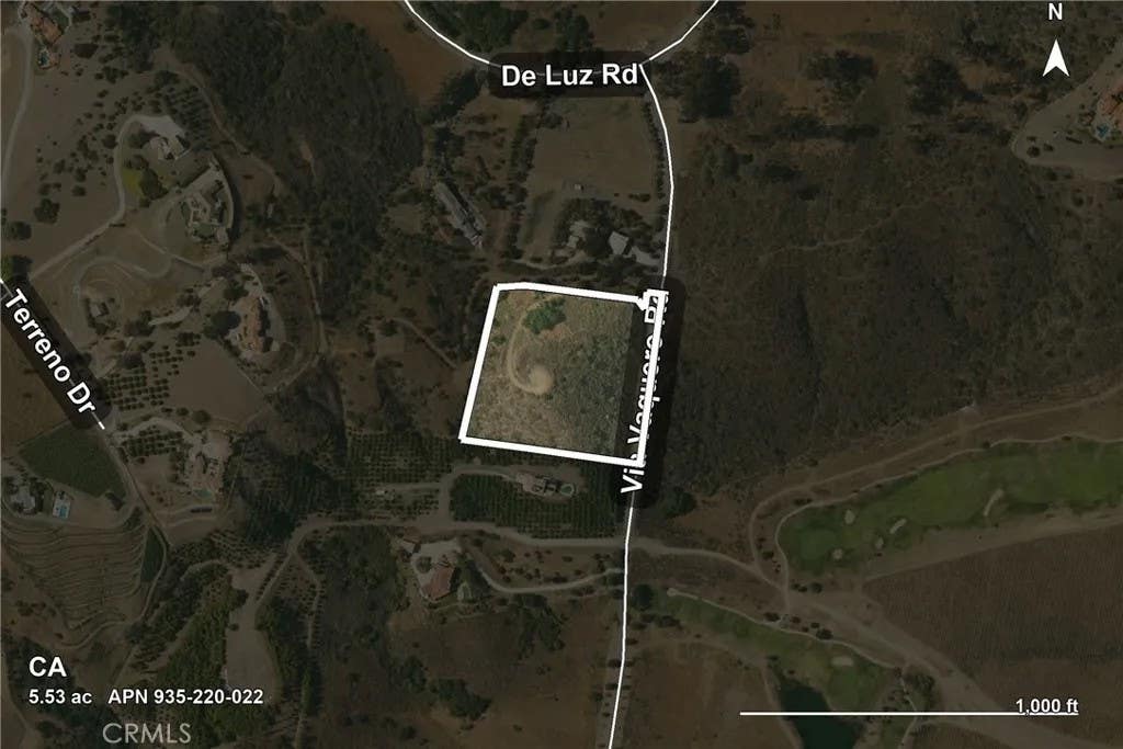 Photo of 43345 Via Vaquero, Temecula, CA 92590 (MLS # OC26158237)
