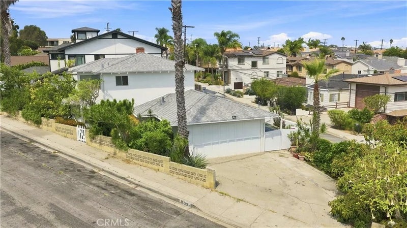 1913 Ripley Avenue