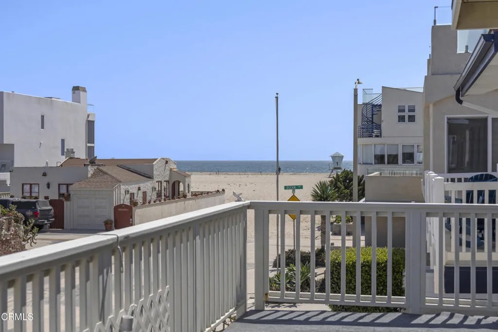 113 La Granada Street