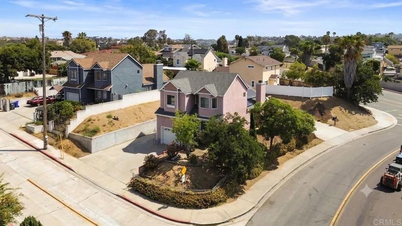 1345 Orange Street