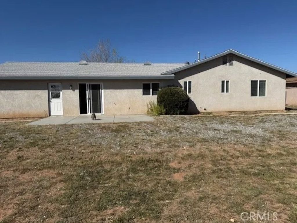 Photo of 22031 Isatis Ave, Apple Valley, CA 92307 (MLS # SB26051974)