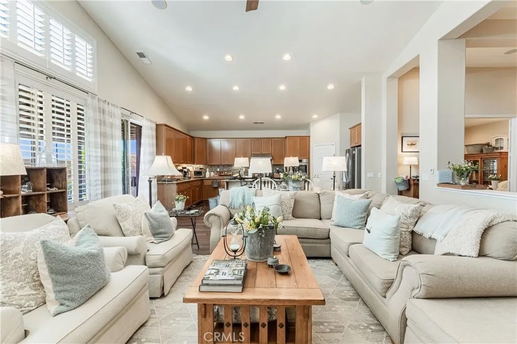 31831 Ridge Berry
