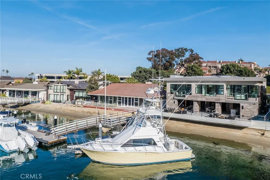 433 Harbor Island Drive