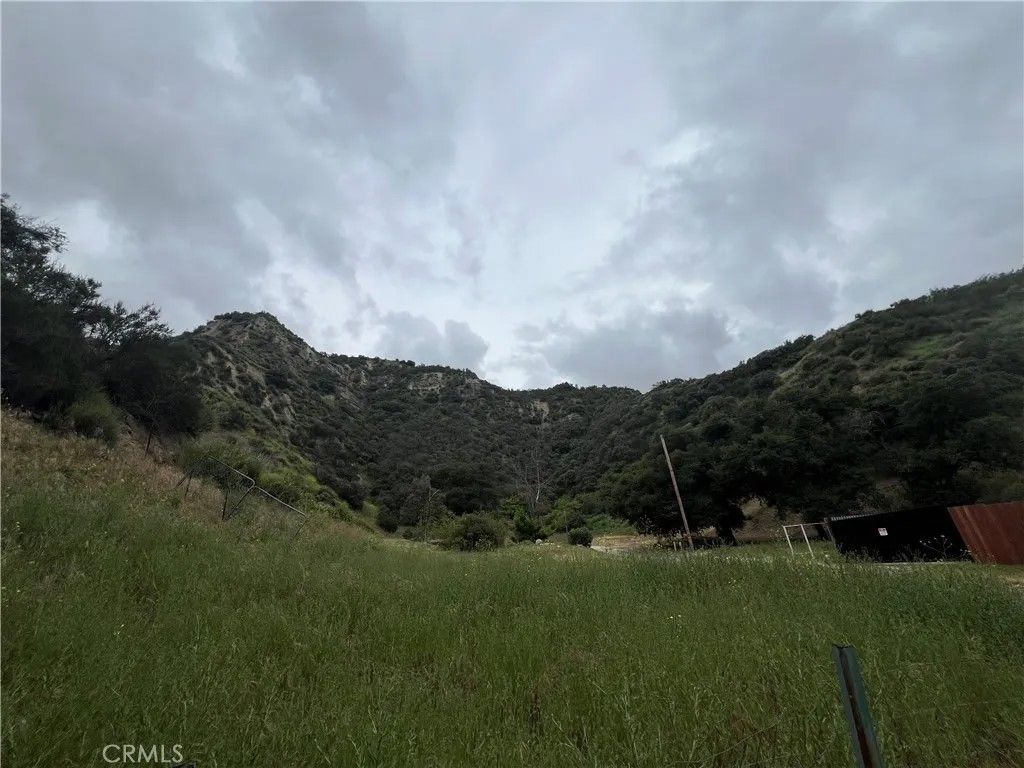 Photo of 0 Roosevelt, Castaic, CA 91384 (MLS # SR26034243)