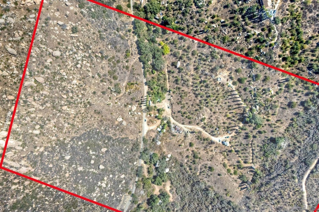 Photo of 38696 Harris Truck, Fallbrook, CA 92028 (MLS # 260022733)