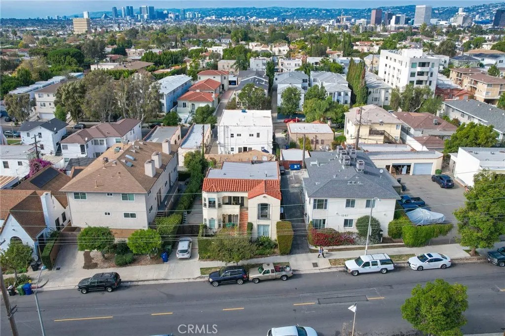 1293 S Cochran Avenue