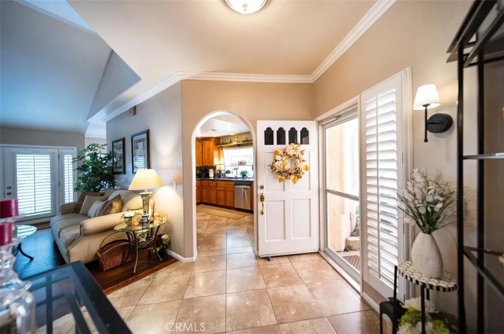 Photo of 1510 Golfcrest Place, Vista, CA 92081 (MLS # SW25275682)