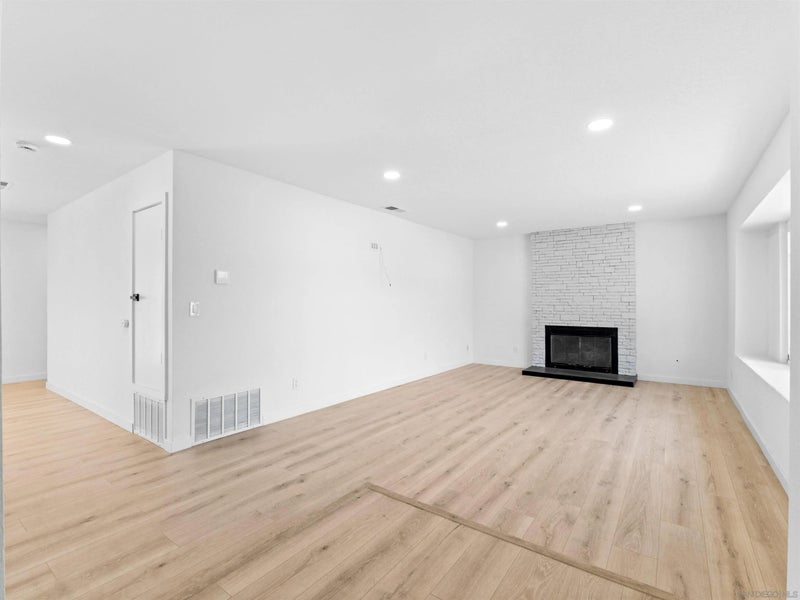 1524 Shadow Hills Dr