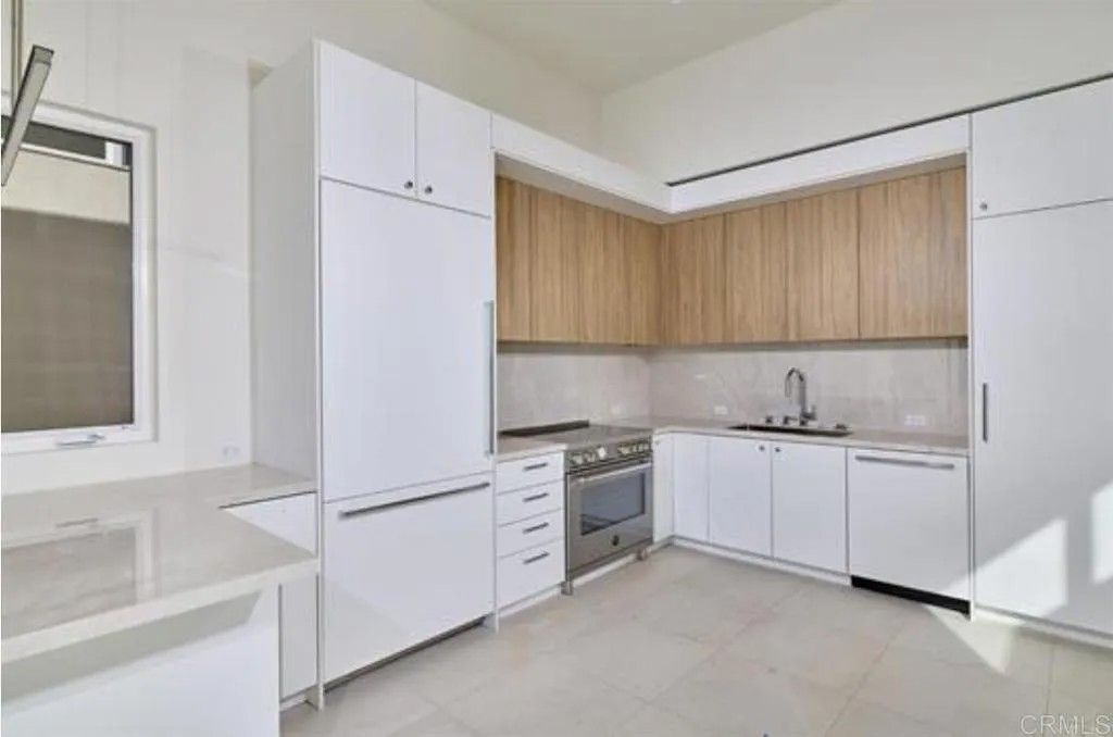 Photo of 3903 Haines St, San Diego, CA 92109 (MLS # NDP2603152)