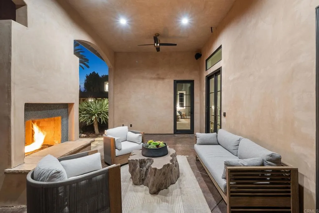 2398 Prince Way