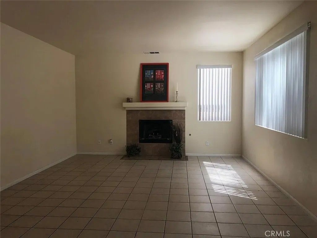 Photo of 33365 Alagon ST, Temecula, CA 92592 (MLS # SW26097245)
