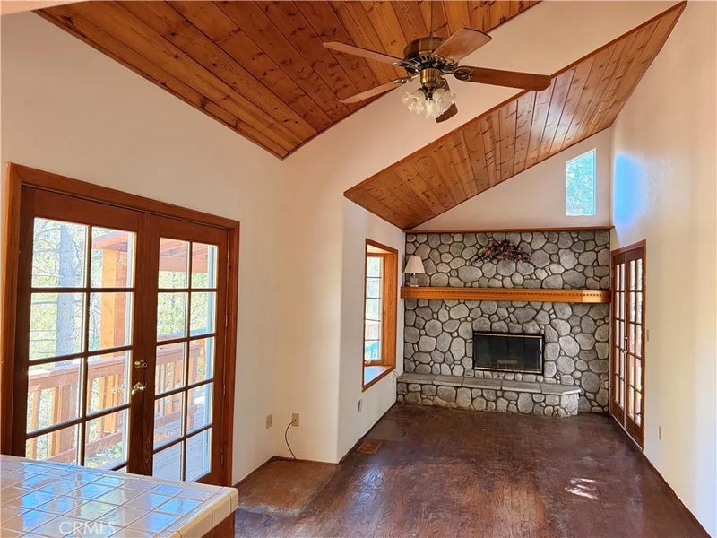 32778 Deer Lick