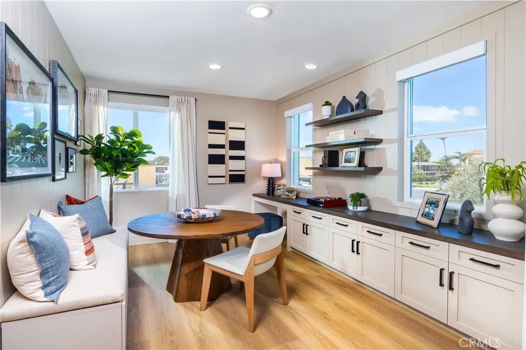 240 Tierra Lane