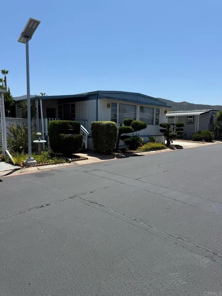 8301 Mission Gorge SPC 51
