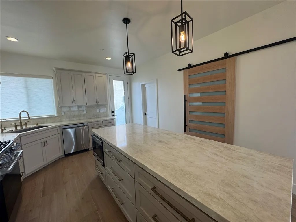 244 N 7th Street