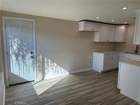 Tiny photo for 18670 9th Street, Bloomington, CA 92316 (MLS # IV25232547)