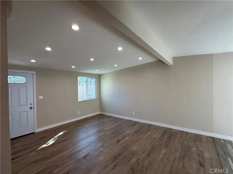 Tiny photo for 18670 9th Street, Bloomington, CA 92316 (MLS # IV25232547)