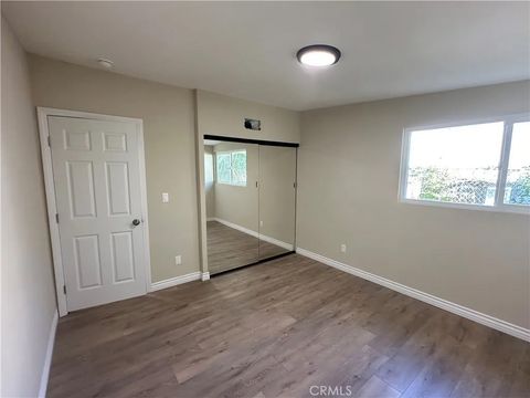 Tiny photo for 18670 9th Street, Bloomington, CA 92316 (MLS # IV25232547)