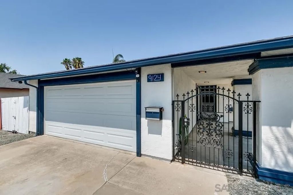 Photo of 9124 Maranda Dr, Santee, CA 92071 (MLS # 260001640)